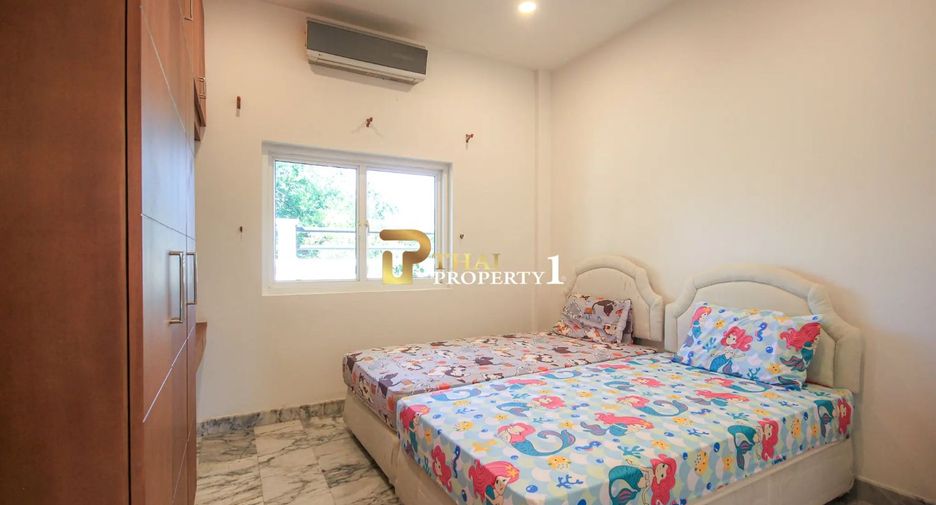 For sale 4 bedrooms villa in Hua Hin, Prachuap Khiri Khan