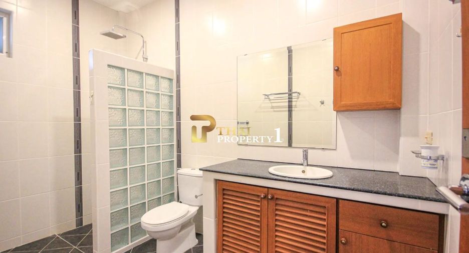 For sale 4 bedrooms villa in Hua Hin, Prachuap Khiri Khan