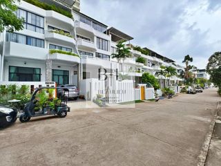 For sale 8 bedrooms townhouse in Bang Lamung, Chonburi