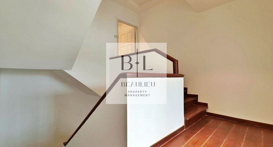 For sale 8 bedrooms townhouse in Bang Lamung, Chonburi