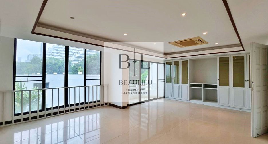 For sale 8 bedrooms townhouse in Bang Lamung, Chonburi