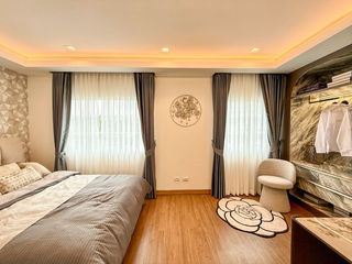 Casa adosada en venta de 3 habitaciones en Bang Lamung, Chonburi