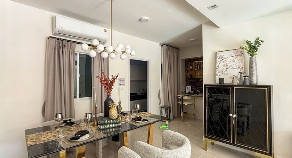 Casa adosada en venta de 3 habitaciones en Huay Yai, Pattaya