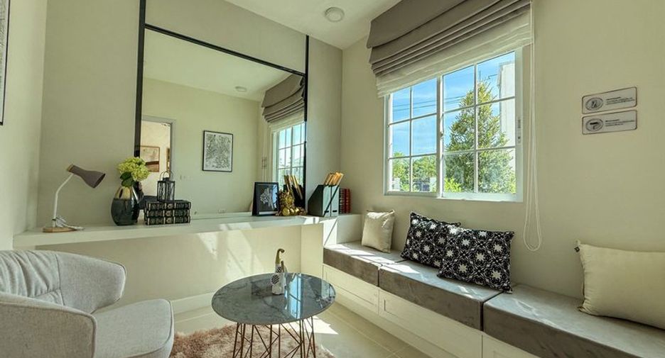 Casa adosada en venta de 3 habitaciones en Huay Yai, Pattaya