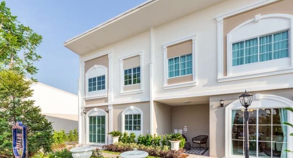 Casa adosada en venta de 3 habitaciones en Huay Yai, Pattaya