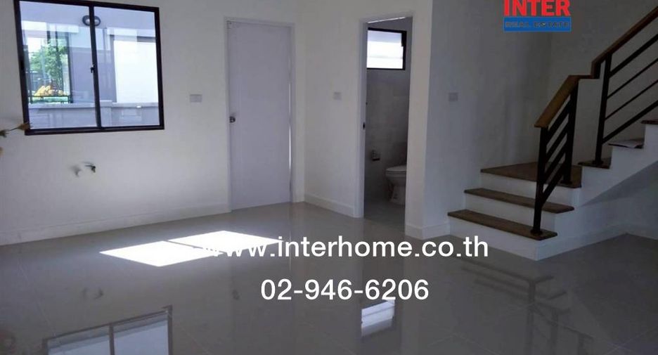 For sale 3 bedrooms townhouse in Mueang Nonthaburi, Nonthaburi