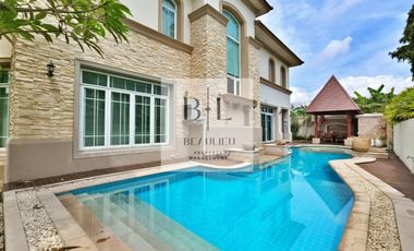 Casa en venta de 4 habitaciones en Bang Kapi, Bangkok