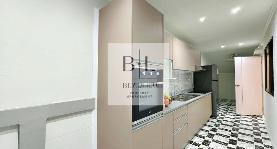 Casa en venta de 3 habitaciones en Bang Lamung, Chonburi
