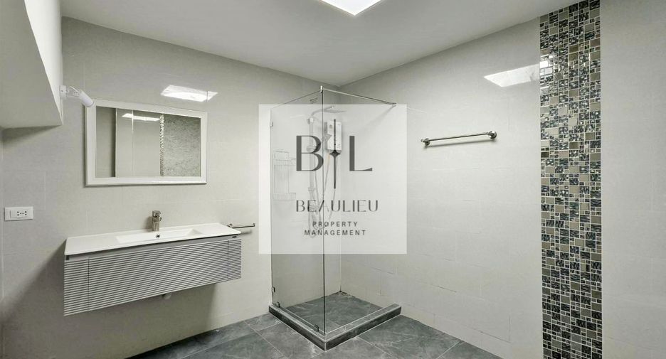 Casa en venta de 3 habitaciones en Bang Lamung, Chonburi