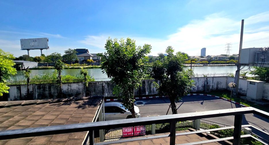 For sale 5 bedrooms house in Mueang Chiang Mai, Chiang Mai