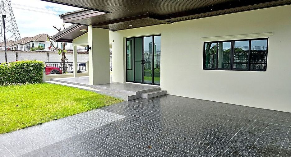 For sale 5 bedrooms house in Mueang Chiang Mai, Chiang Mai