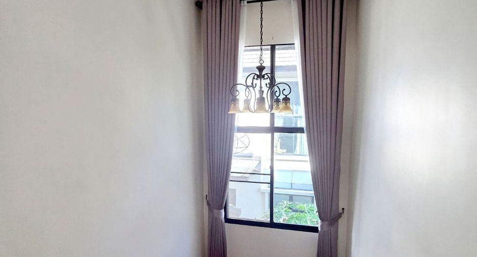 For sale 5 bedrooms house in Mueang Chiang Mai, Chiang Mai