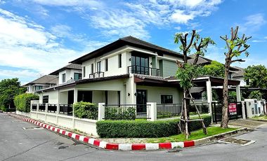 For sale 5 bedrooms house in Mueang Chiang Mai, Chiang Mai