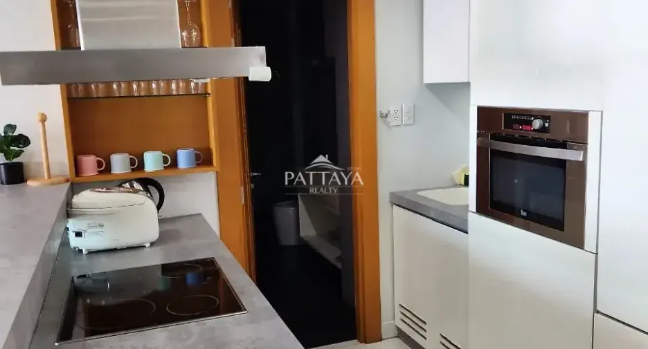 For rent 2 bedrooms condo in Bang Lamung, Chonburi