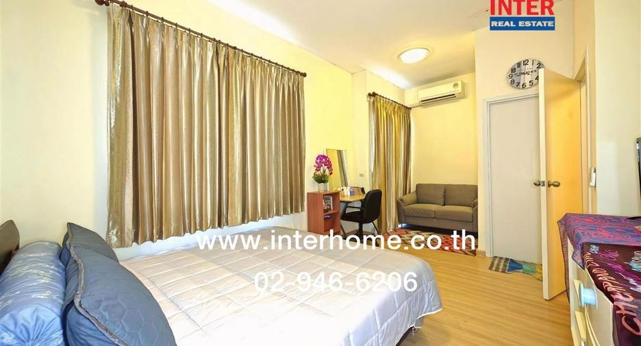 À vendre 3 chambres maison de ville à Mueang Nakhon Pathom, Nakhon Pathom