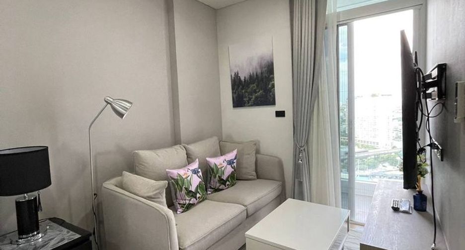 For sale 2 ベッドルーム condo in Khlong Toei, Bangkok