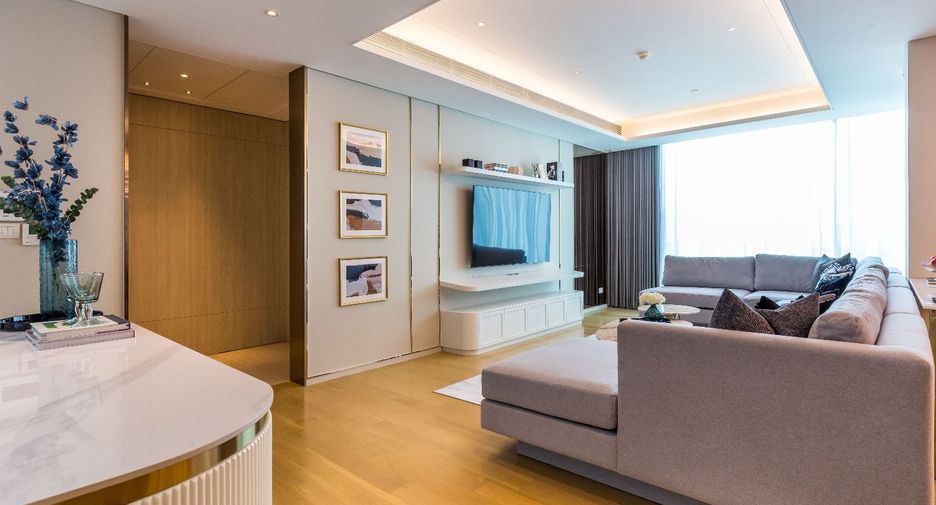 For sale 2 bedrooms condo in Pathum Wan, Bangkok