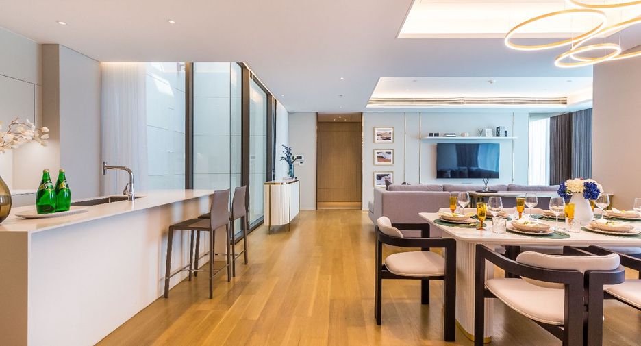 For sale 2 bedrooms condo in Pathum Wan, Bangkok