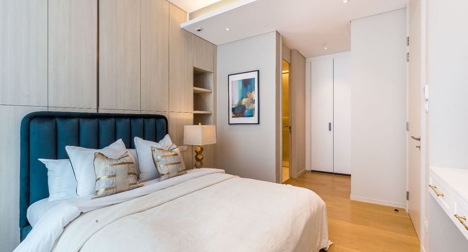 For sale 2 bedrooms condo in Pathum Wan, Bangkok