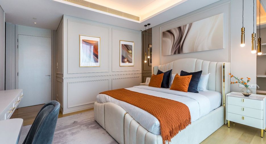 For sale 2 bedrooms condo in Pathum Wan, Bangkok