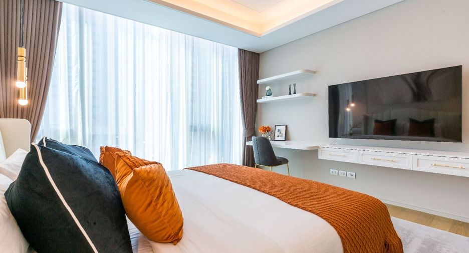 For sale 2 bedrooms condo in Pathum Wan, Bangkok