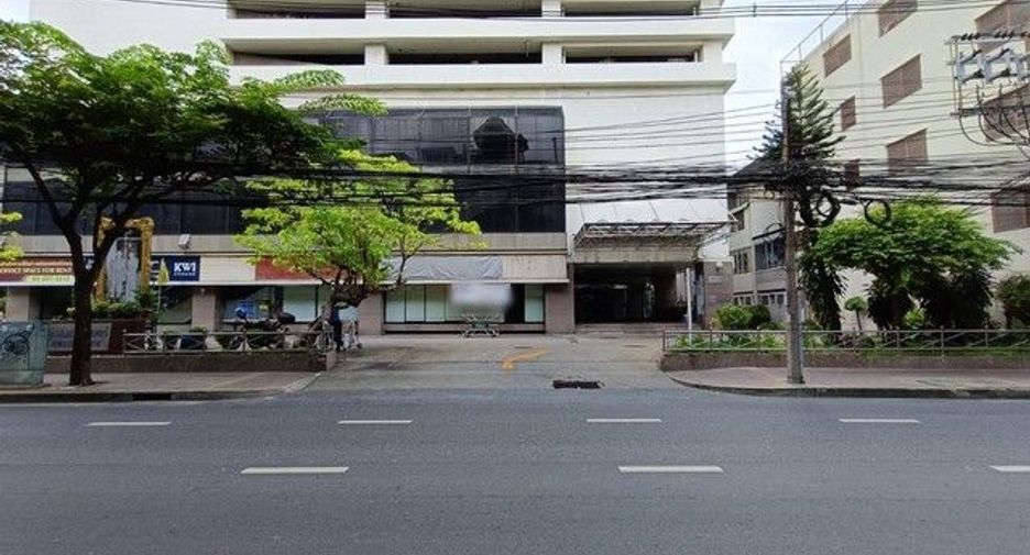 Büro zum Kauf mit 1 Zimmer in Bang Rak, Bangkok