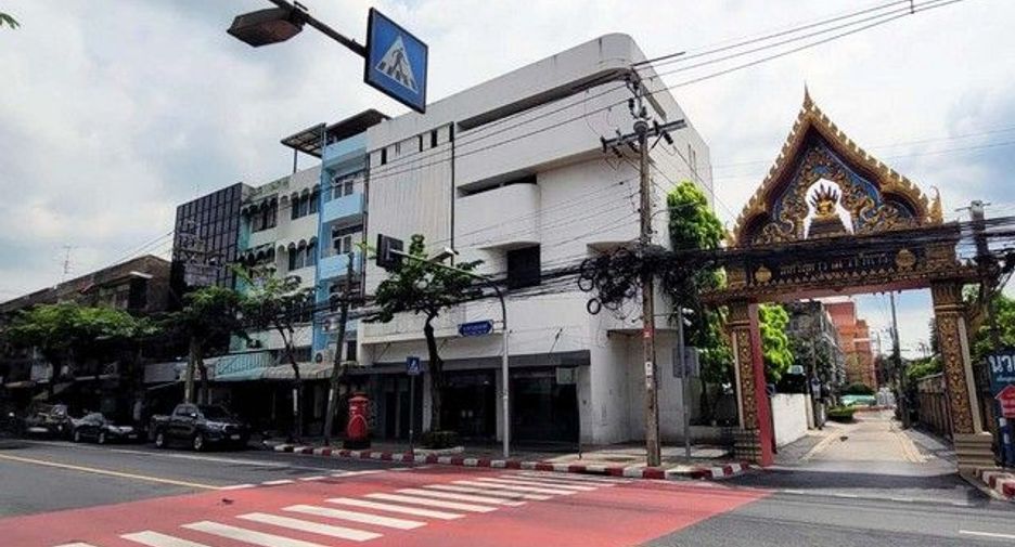 For sale 1 Beds office in Bangkok Noi, Bangkok