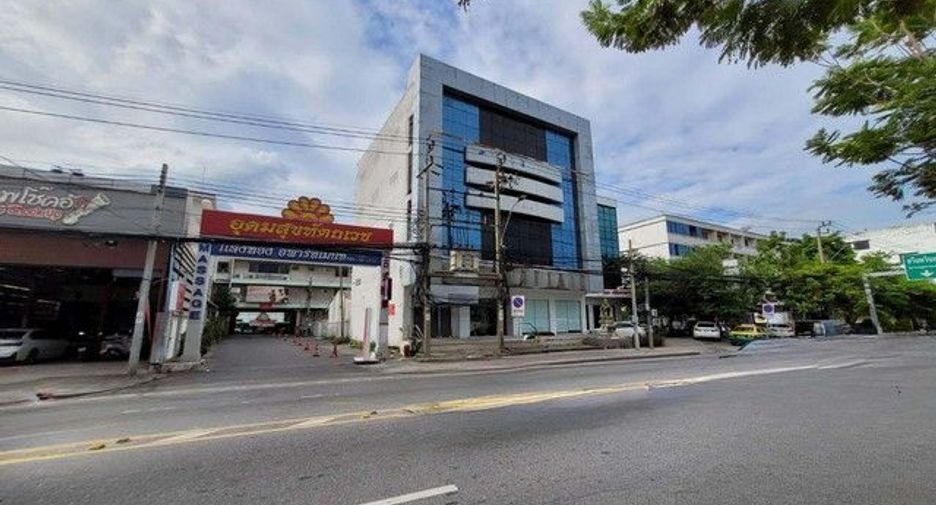 Büro zum Kauf mit 1 Zimmer in Prawet, Bangkok