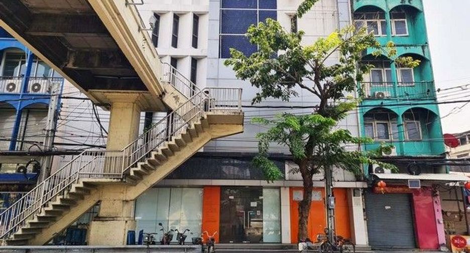 For sale 1 bed office in Bang Khun Thian, Bangkok