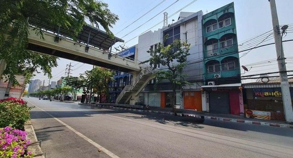 For sale 1 bed office in Bang Khun Thian, Bangkok