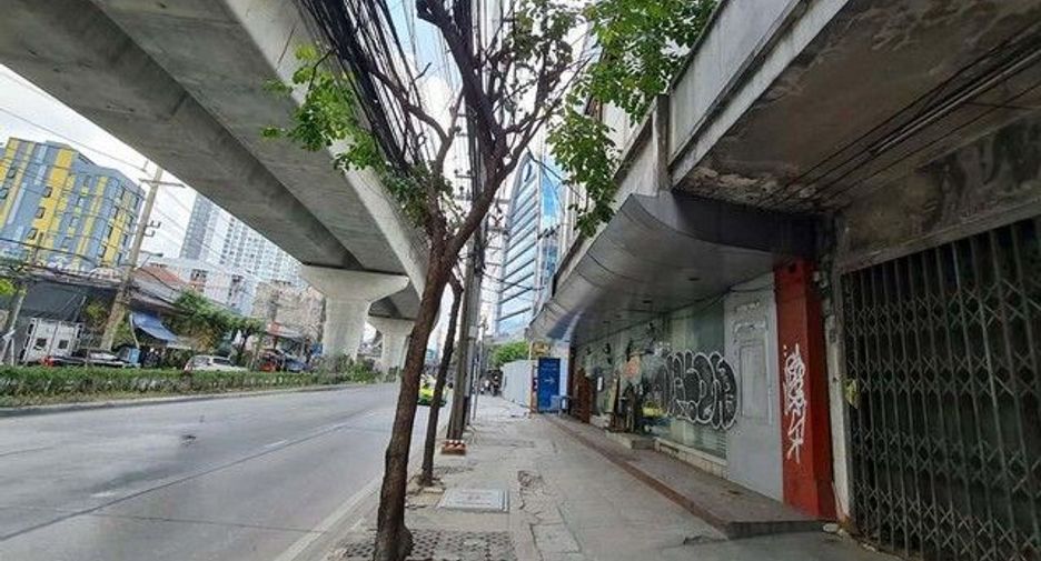 Продажа 1 кровать офис в Банг Пхлат, Бангкок