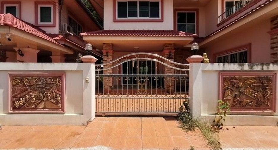 À vendre 1 chambre maison à Mueang Lamphun, Lamphun