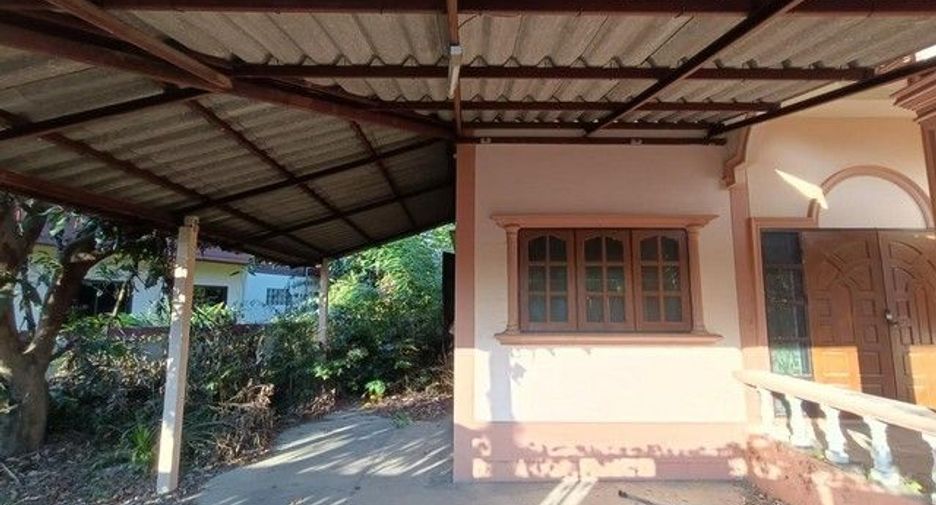 For sale 2 bedrooms house in Mueang Lamphun, Lamphun