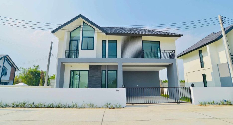 Casa en venta de 3 habitaciones en Ban Bueng, Chonburi