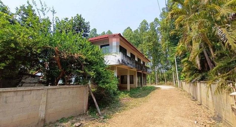 À vendre 3 chambres maison à Chae Hom, Lampang