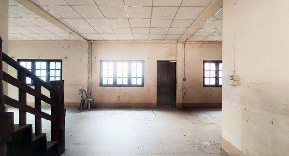 À vendre 3 chambres maison à Chae Hom, Lampang