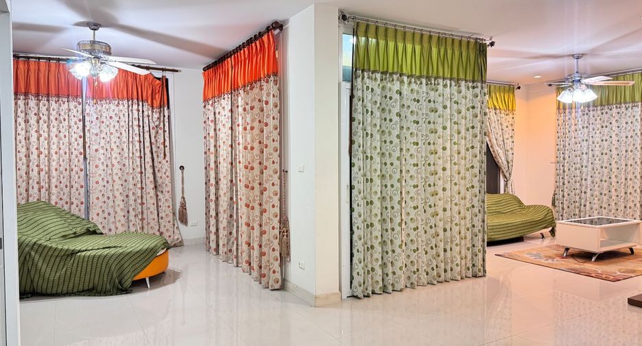出售 3 卧室 独立屋 在 Mueang Chon Buri, Chon Buri