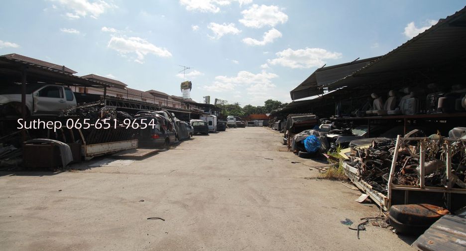 For sale warehouse in Mueang Chon Buri, Chonburi