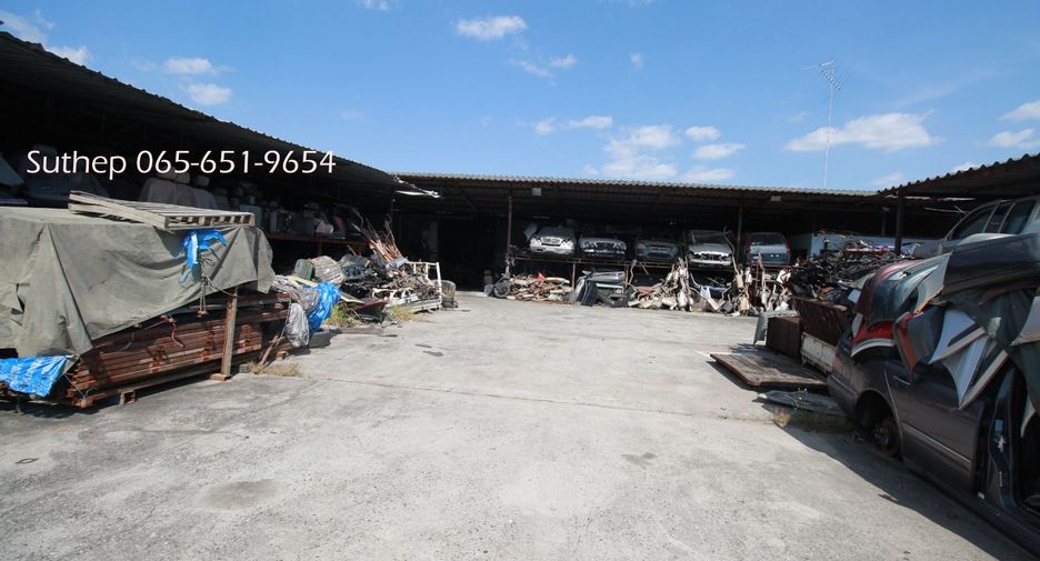 For sale warehouse in Mueang Chon Buri, Chonburi