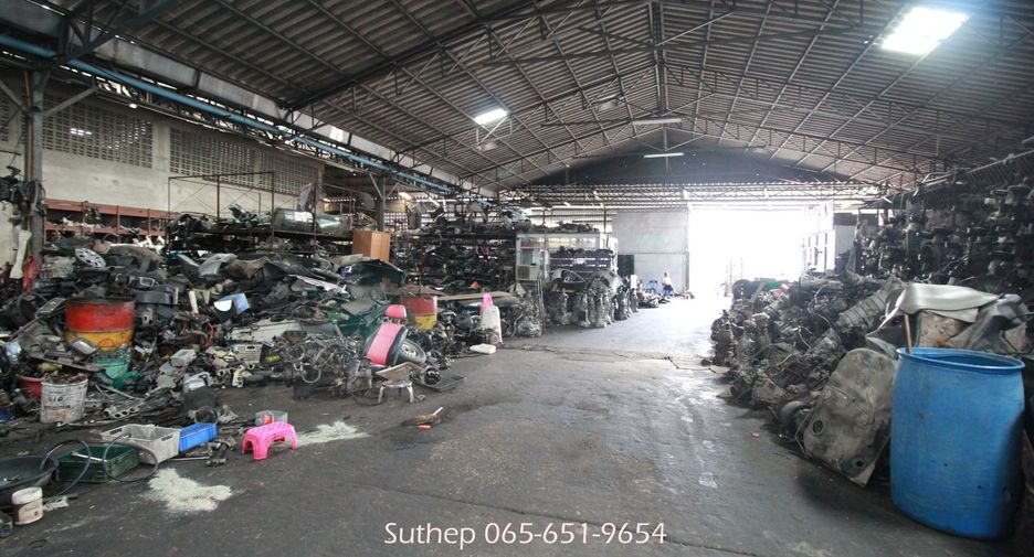 For sale warehouse in Mueang Chon Buri, Chonburi