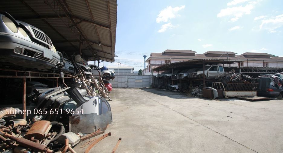 For sale warehouse in Mueang Chon Buri, Chonburi