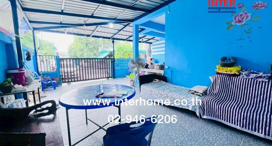 For sale 4 bedrooms townhouse in Bang Phli, Samut Prakan