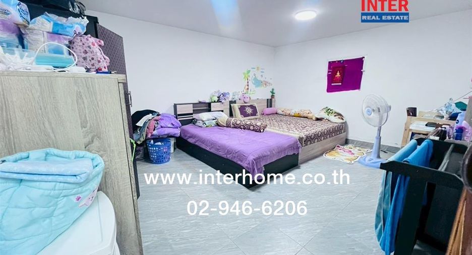 For sale 4 bedrooms townhouse in Bang Phli, Samut Prakan