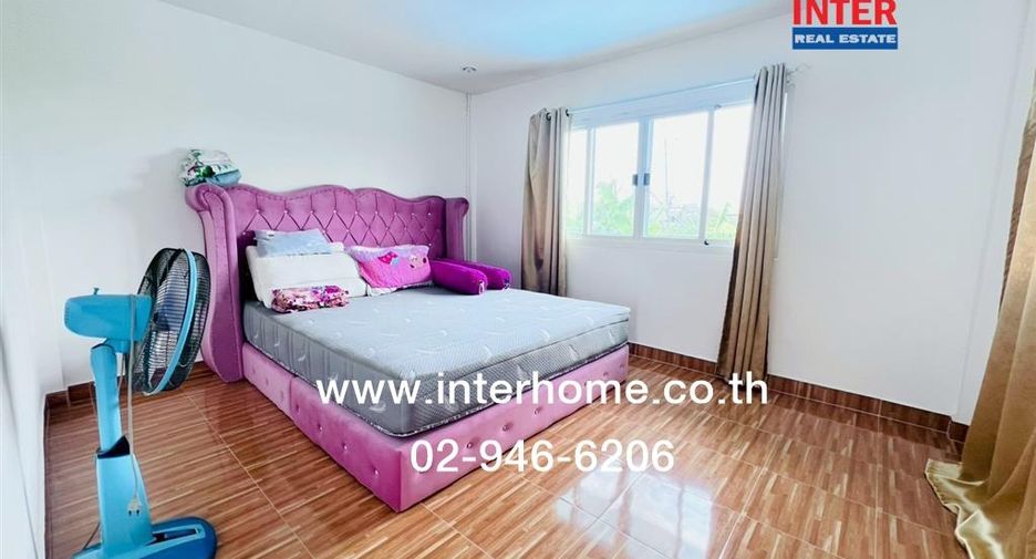 For sale 4 bedrooms townhouse in Bang Phli, Samut Prakan