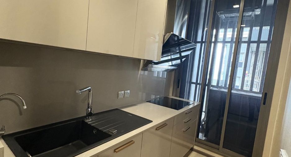 For sale 4 bedrooms condo in Bang Kho Laem, Bangkok