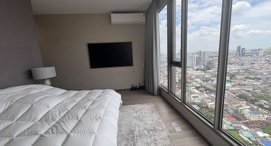For sale 4 bedrooms condo in Bang Kho Laem, Bangkok