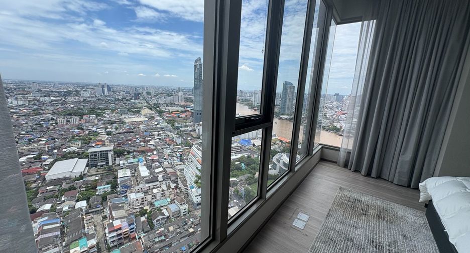 For sale 4 bedrooms condo in Bang Kho Laem, Bangkok