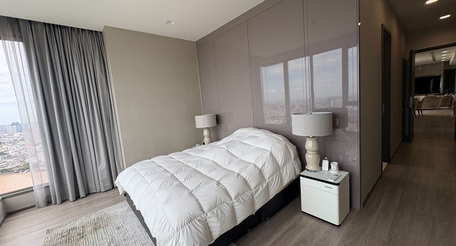 For sale 4 bedrooms condo in Bang Kho Laem, Bangkok