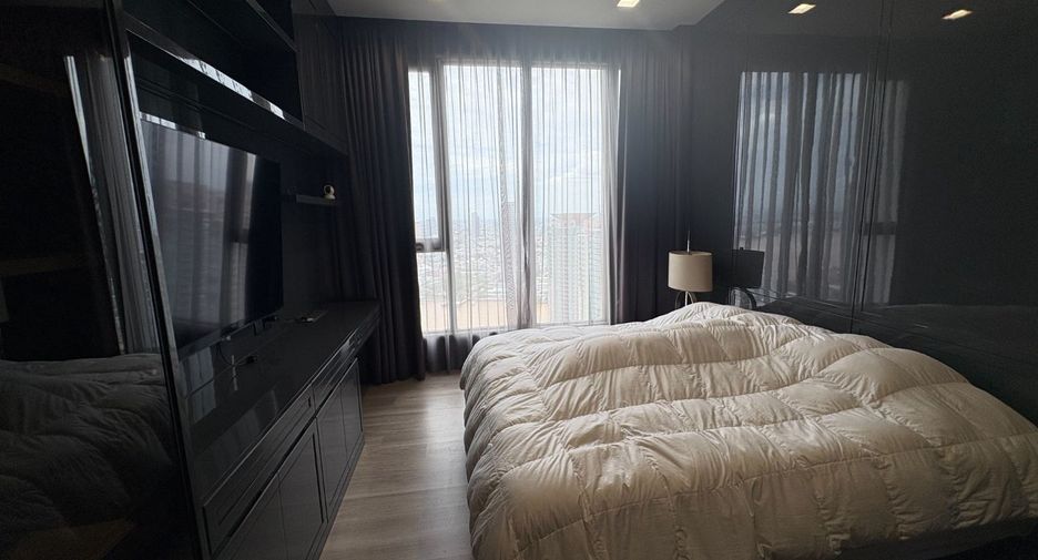For sale 4 bedrooms condo in Bang Kho Laem, Bangkok