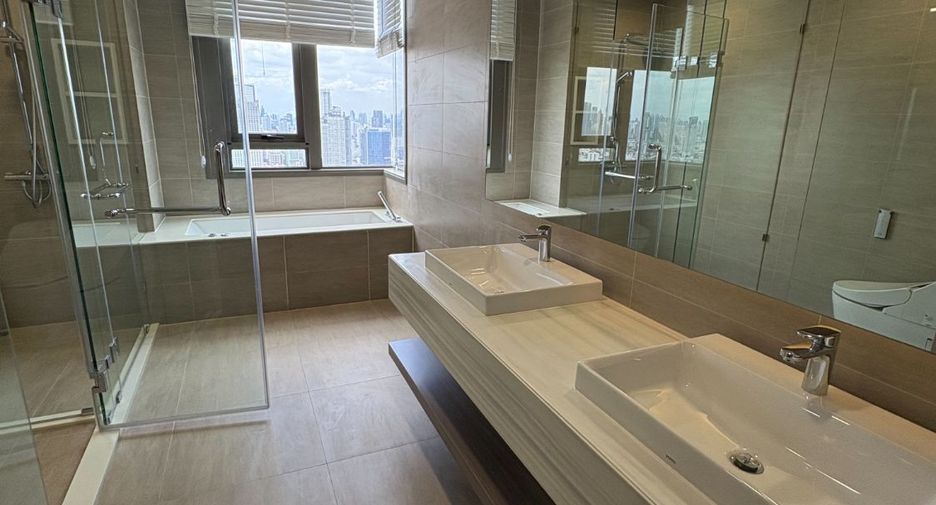 For sale 4 bedrooms condo in Bang Kho Laem, Bangkok